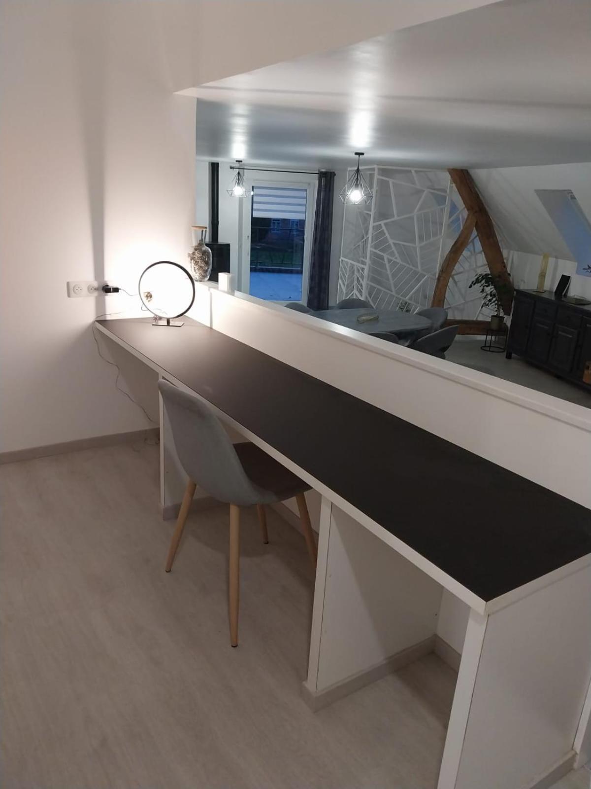 Hébergement de vacances Le Murmure Du Ruisseau - Piece De Vie 60 M2 - Terrasse 30 M2 - 2 Wc
